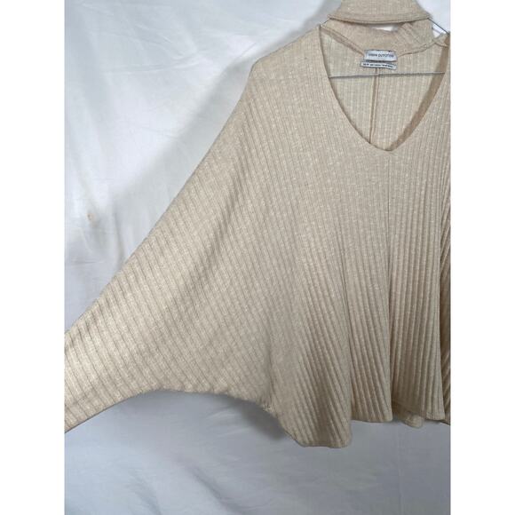 Urban Outfitter Beige Ribbed Knit Sweater Batwing Oversized Size XS - Picture 5 of 8